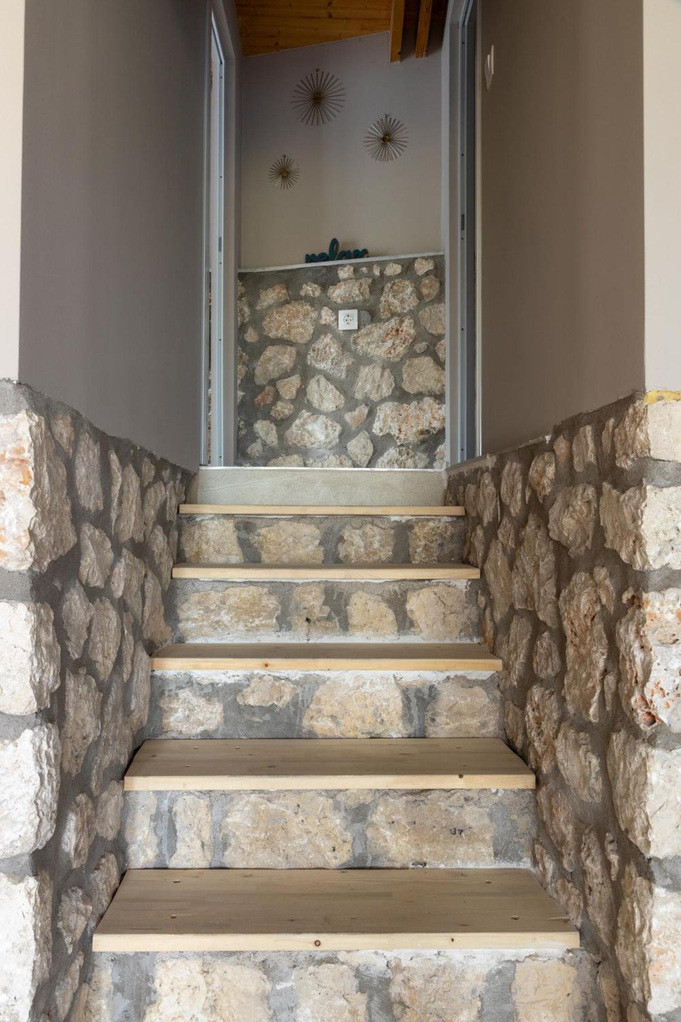 Marcon Stone House Nikiana Villa Eksteriør bilde